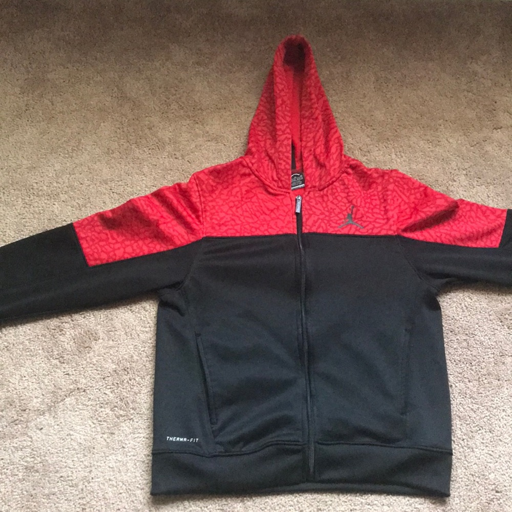 Boys full zip therma- fit Jordan jacket size XL